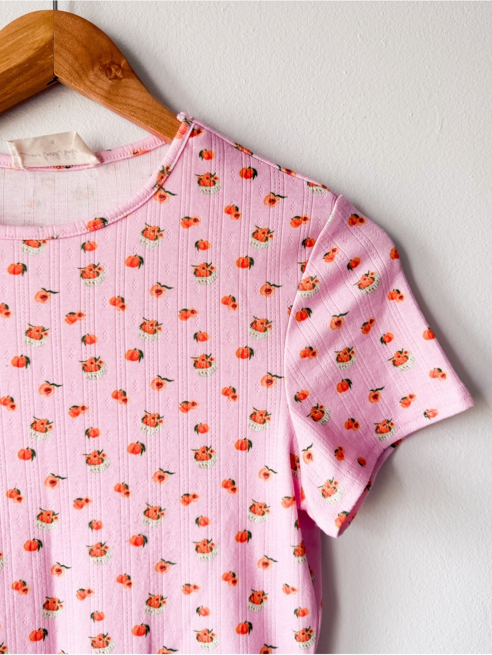 Pink Floral Ribbed Crop Tee - Picture 2 of 4